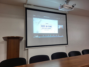 Зустріч студентів із засновницею  освітнього проєкту JIT.Academy Оксаною Казанівською - фото №3