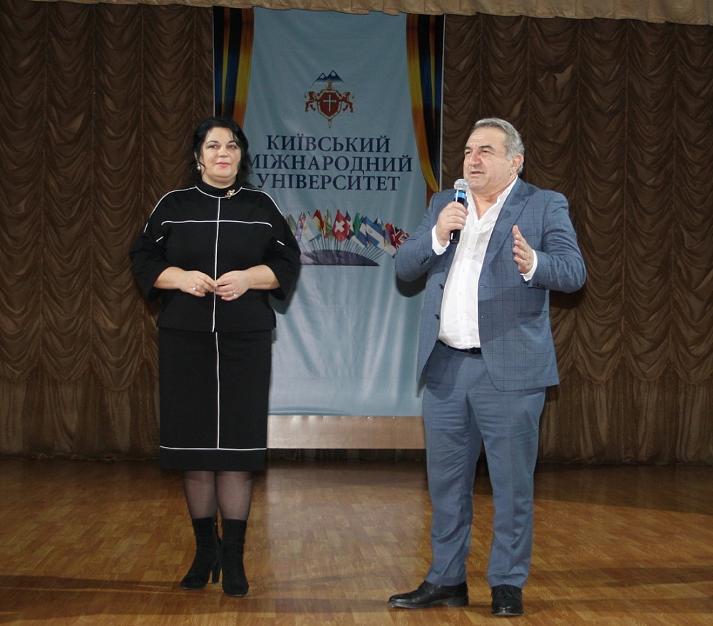 Святкування Нового року в КиМУ