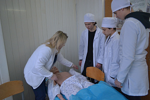 Відкриття інноваційного симуляційно-тренінгового центру для майбутніх фахівців медсестринства у Фаховому коледжі КиМУ - фото №3