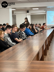 У Фаховому коледжі КиМУ створювали комікси разом зі Штучним Інтелектом! - фото №2
