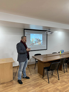 Зустріч студентів із відомим журналістом Романом Колядою - фото №3