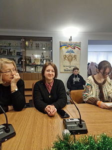 Літературні посиденьки «Творять не тільки письменники, а й читачі» - фото №5