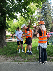 Геодезична практика на факультеті будівництва та архітектури  і Фаховому коледжі КиМУ - фото №9
