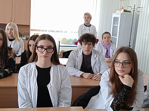 Зустріч студентів-медиків із фахівцями лазерних технологій - фото №3