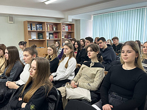 Круглий стіл «Українська мова як репрезентант національної ідентичності» - фото №18