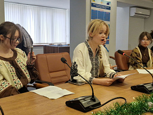 Літературні посиденьки «Творять не тільки письменники, а й читачі» - фото №37