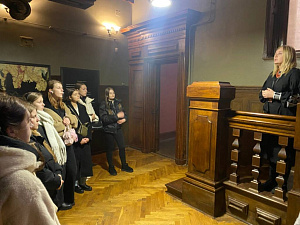 Студенти КиМУ відвідали Національний музей мистецтв імені Богдана та Варвари Ханенків - фото №10