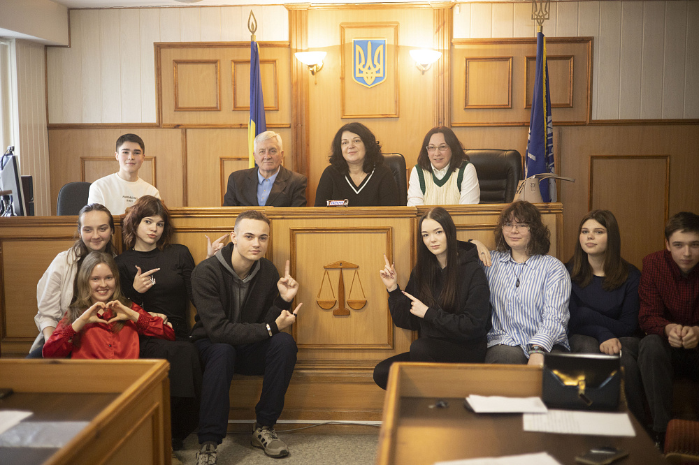 Відбулась дискусiя “Чи має бути використання штучного інтелекту обмежене в освіті?”