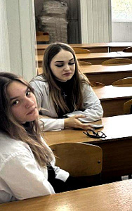 Круглий стіл для студентів  НН медико-фармацевтичного інституту та Фахового коледжу КиМУ - фото №4